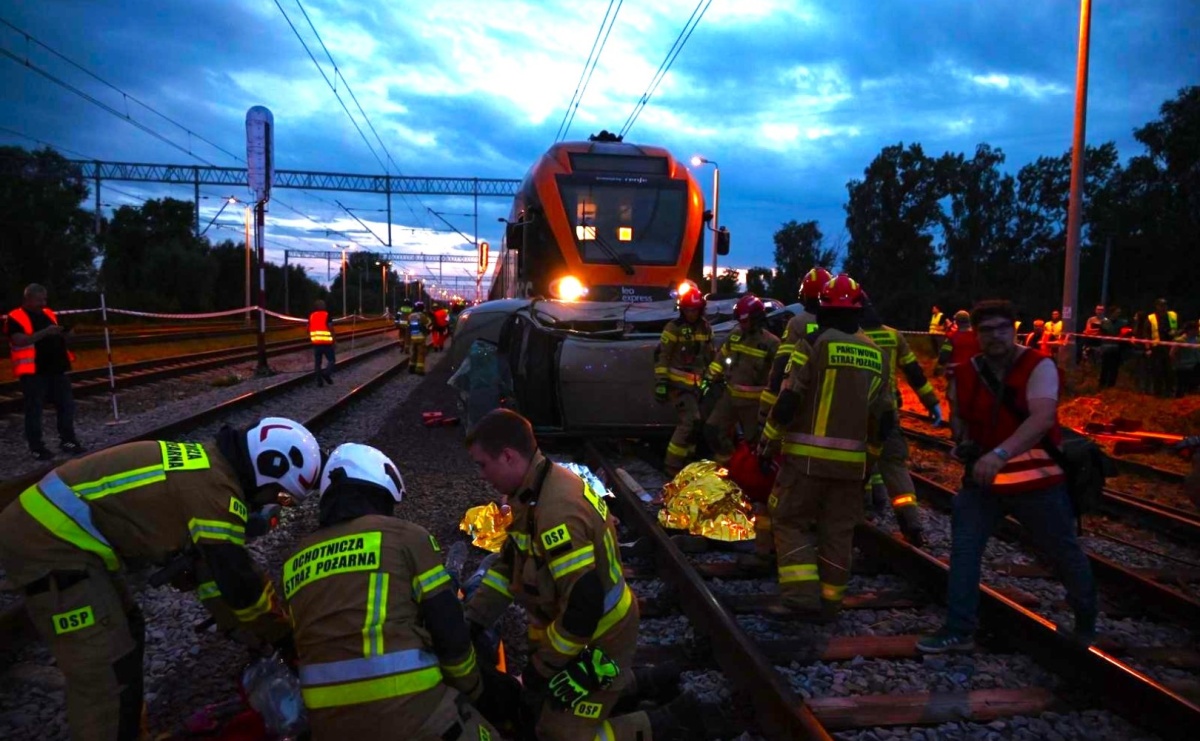 Katastrofa na torach. Chwile grozy w Olzie [FOTO] - Serwis informacyjny z Raciborza - naszraciborz.pl