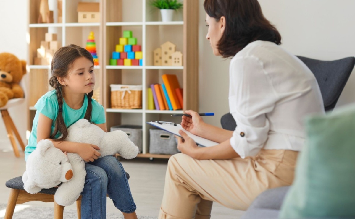 Wakacyjna pomoc bez barier. Poradnia Psychologiczno-Pedagogiczna otwarta przez całe lato - Serwis informacyjny z Raciborza - naszraciborz.pl