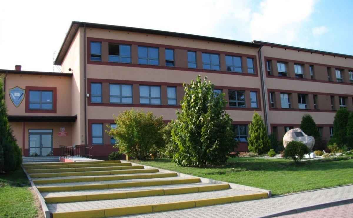 Termomodernizacja budynku szkoły w Skrzyszowie. Poszukiwany wykonawca - Serwis informacyjny z Raciborza - naszraciborz.pl