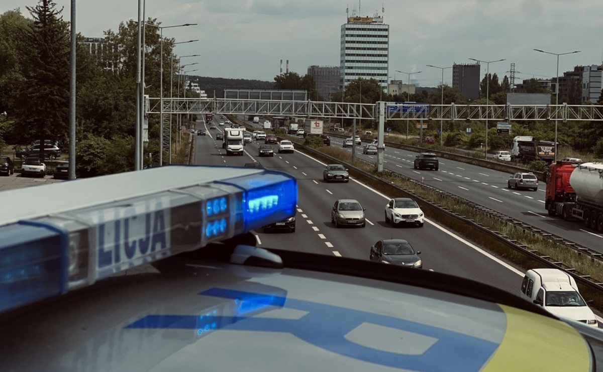 Bezpieczniej na śląskich drogach. Podsumowanie pierwszego półrocza 2025 roku - Serwis informacyjny z Raciborza - naszraciborz.pl
