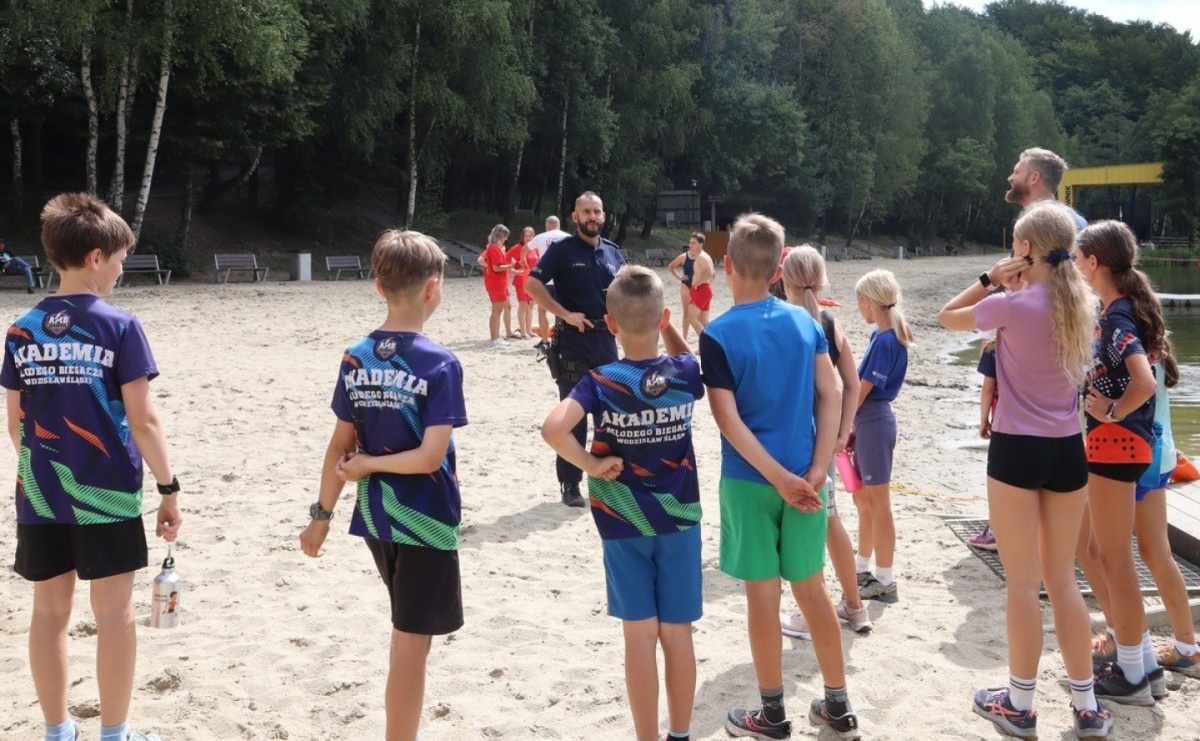 Kręci mnie bezpieczeństwo nad wodą z wodzisławskimi policjantami - Serwis informacyjny z Raciborza - naszraciborz.pl