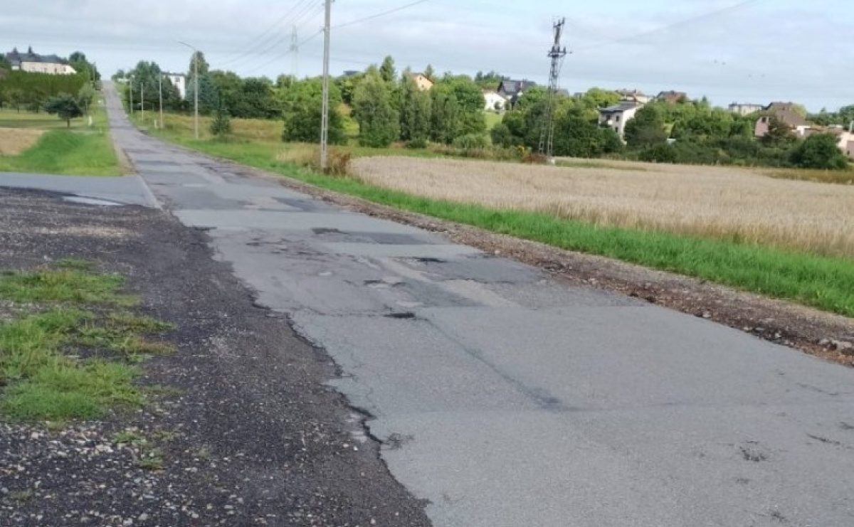 Ruszyła modernizacja ul. Niewiadomskiej w Rydułtowach - Serwis informacyjny z Raciborza - naszraciborz.pl