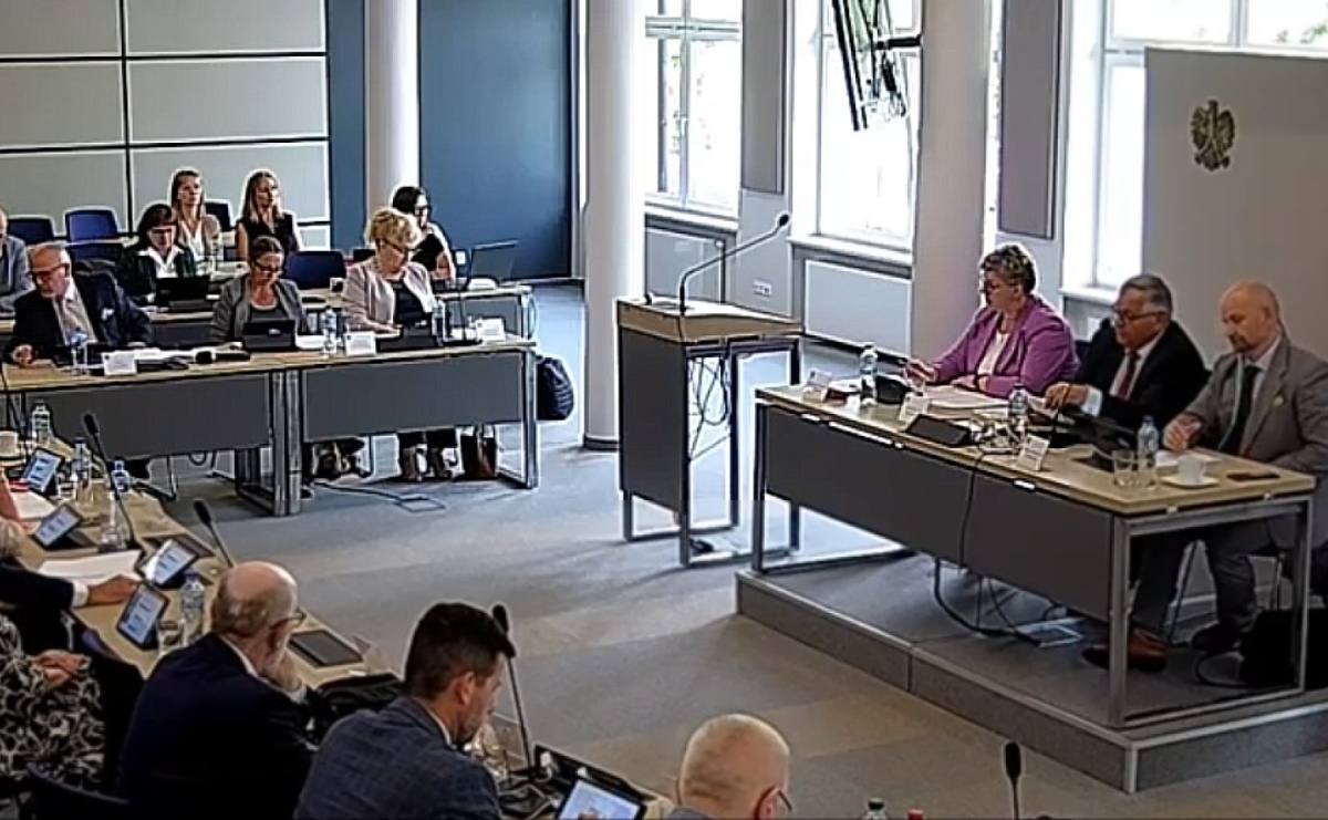 XIV sesja Rady Powiatu Wodzisławskiego. Co w porządku obrad? - Serwis informacyjny z Raciborza - naszraciborz.pl