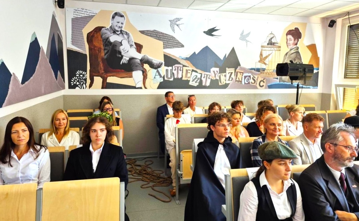 Szkoły powiatu rozpoczęły nowy rok szkolny - Serwis informacyjny z Raciborza - naszraciborz.pl