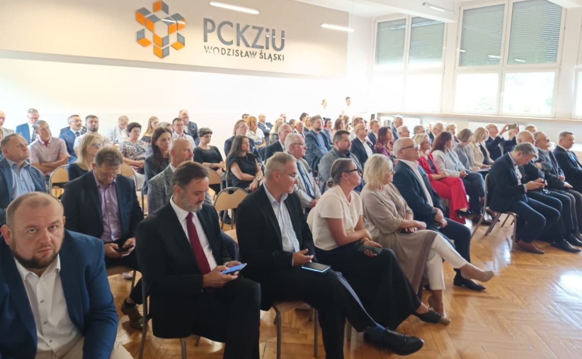 Robotyka w centrum uwagi. Konferencja w Wodzisławiu Śląskim - Serwis informacyjny z Raciborza - naszraciborz.pl