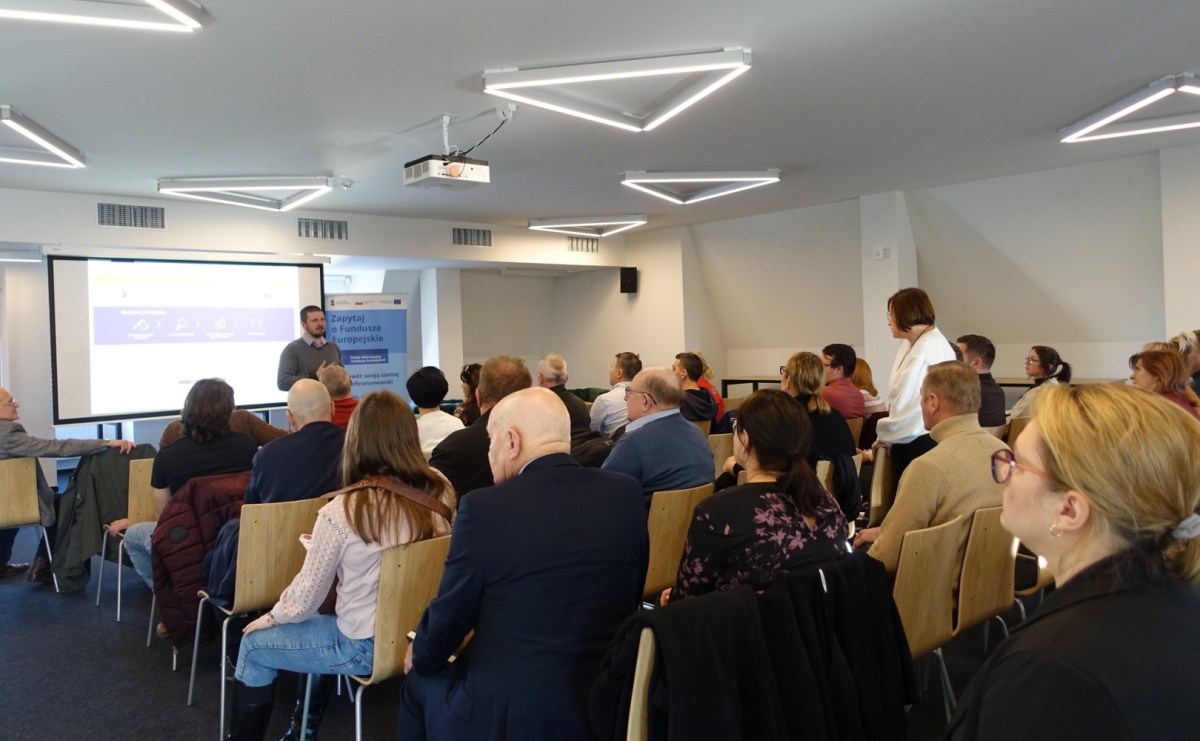 Jak łączyć biznes z działaniami społecznymi? Poniedziałek z Doradcą w Wodzisławiu Śląskim - Serwis informacyjny z Raciborza - naszraciborz.pl