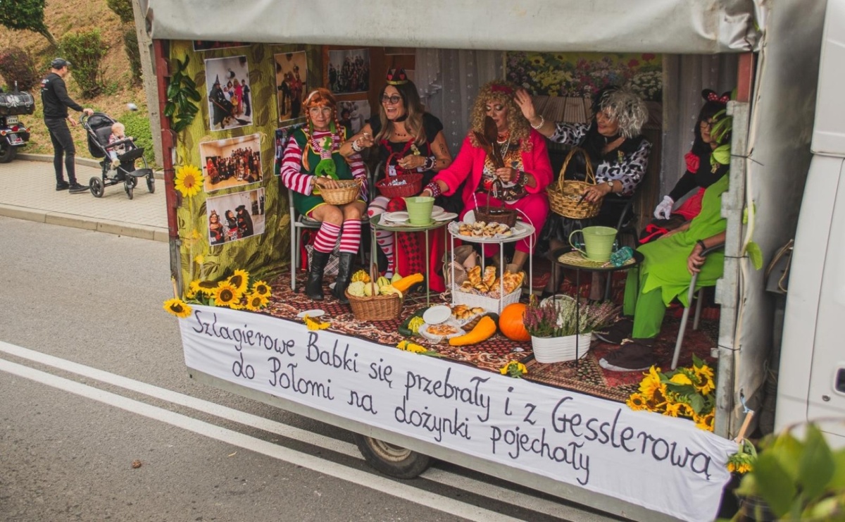 Boże z Twoich rąk żyjemy. Dożynki w Połomi [FOTO] - Serwis informacyjny z Raciborza - naszraciborz.pl