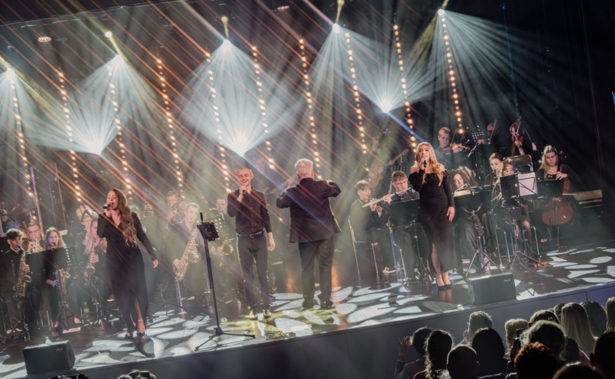 Muzyczny pociąg zatrzyma się na Stacji Osiecka - Serwis informacyjny z Raciborza - naszraciborz.pl