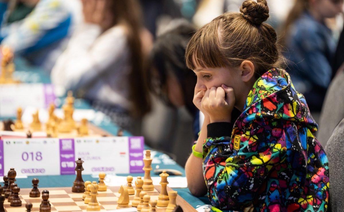 Szachy. Mistrzostwa Świata Juniorów w Kazachstanie. Świetny występ Julii Szczurek - Serwis informacyjny z Raciborza - naszraciborz.pl