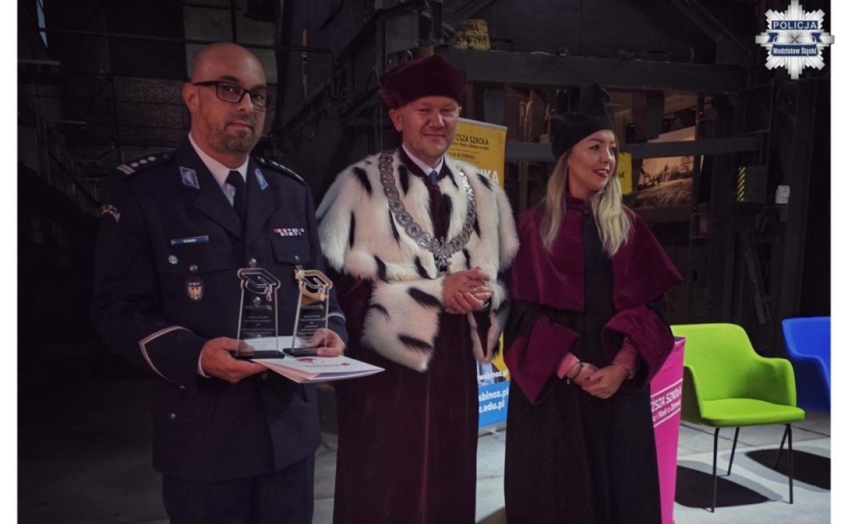 Inauguracja roku akademickiego z udziałem szefa wodzisławskich policjantów - Serwis informacyjny z Raciborza - naszraciborz.pl