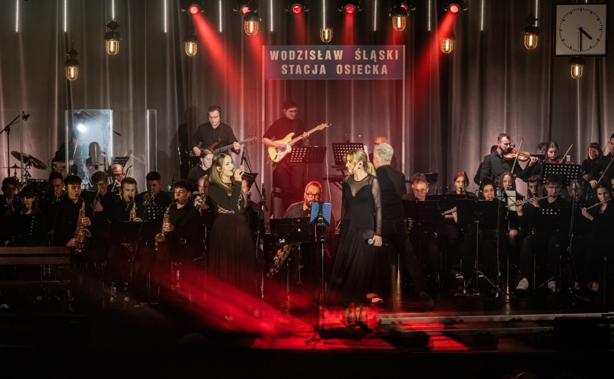 Magia dźwięków na Stacji Osiecka w Wodzisławiu Śląskim [FOTO] - Serwis informacyjny z Raciborza - naszraciborz.pl
