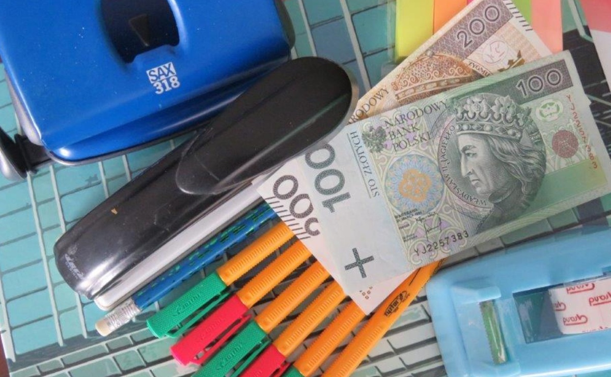 Wnioski o 300 plus tylko do 30 listopada  - Serwis informacyjny z Raciborza - naszraciborz.pl