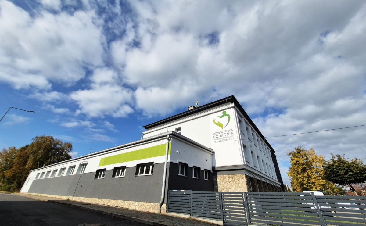 Nowa poradnia coraz bliżej. Trwają prace wykończeniowe - Serwis informacyjny z Raciborza - naszraciborz.pl