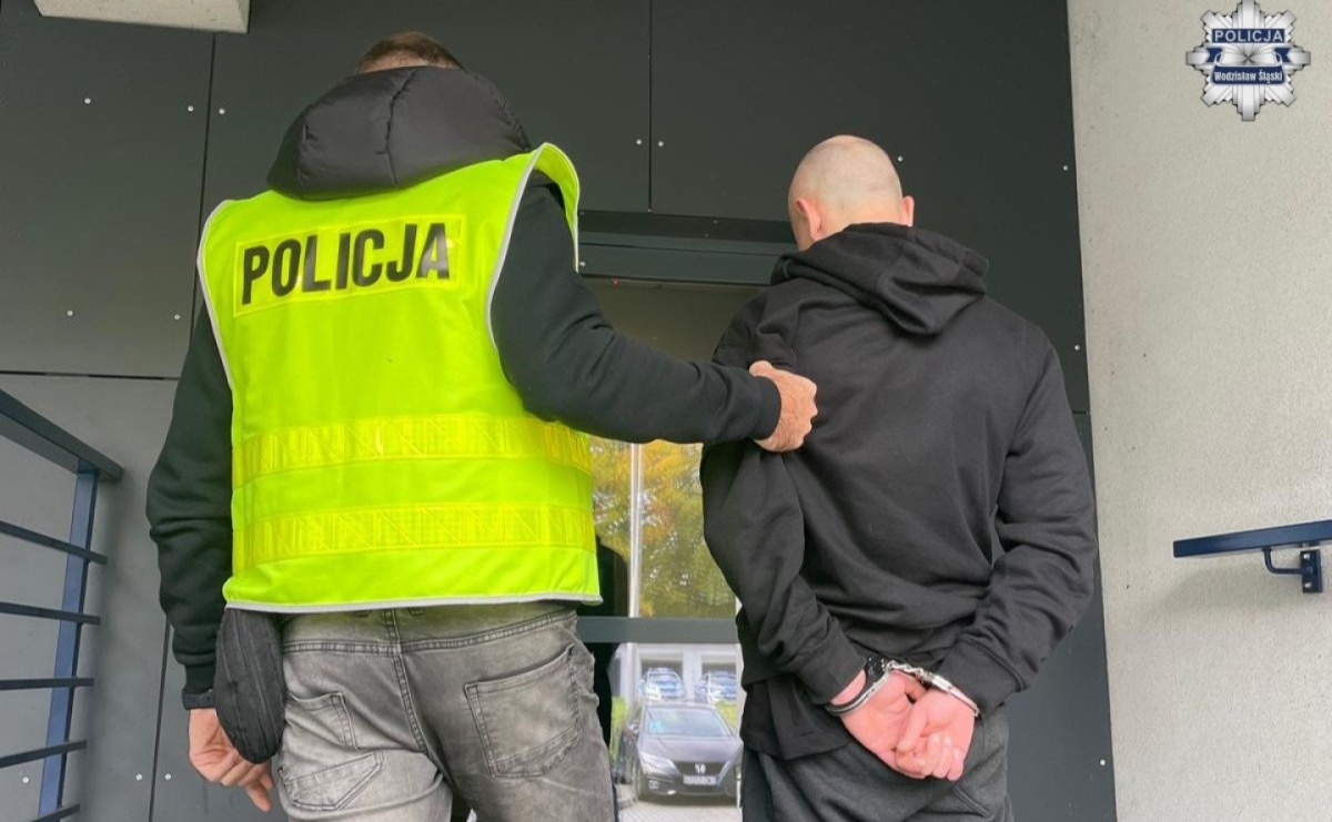 Postanowił wyładować frustrację na samochodzie, którym podróżowało małżeństwo - Serwis informacyjny z Raciborza - naszraciborz.pl