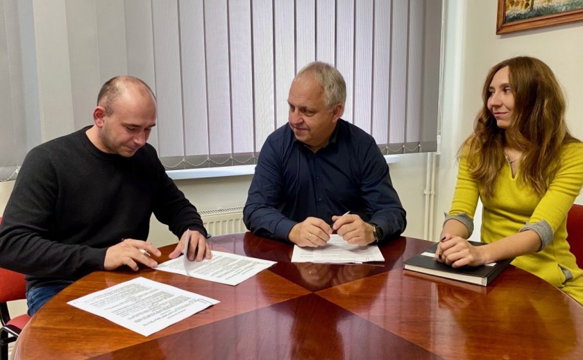 Pszów: Podpisano umowę na przebudowę bocznej ul. Kraszewskiego - Serwis informacyjny z Raciborza - naszraciborz.pl