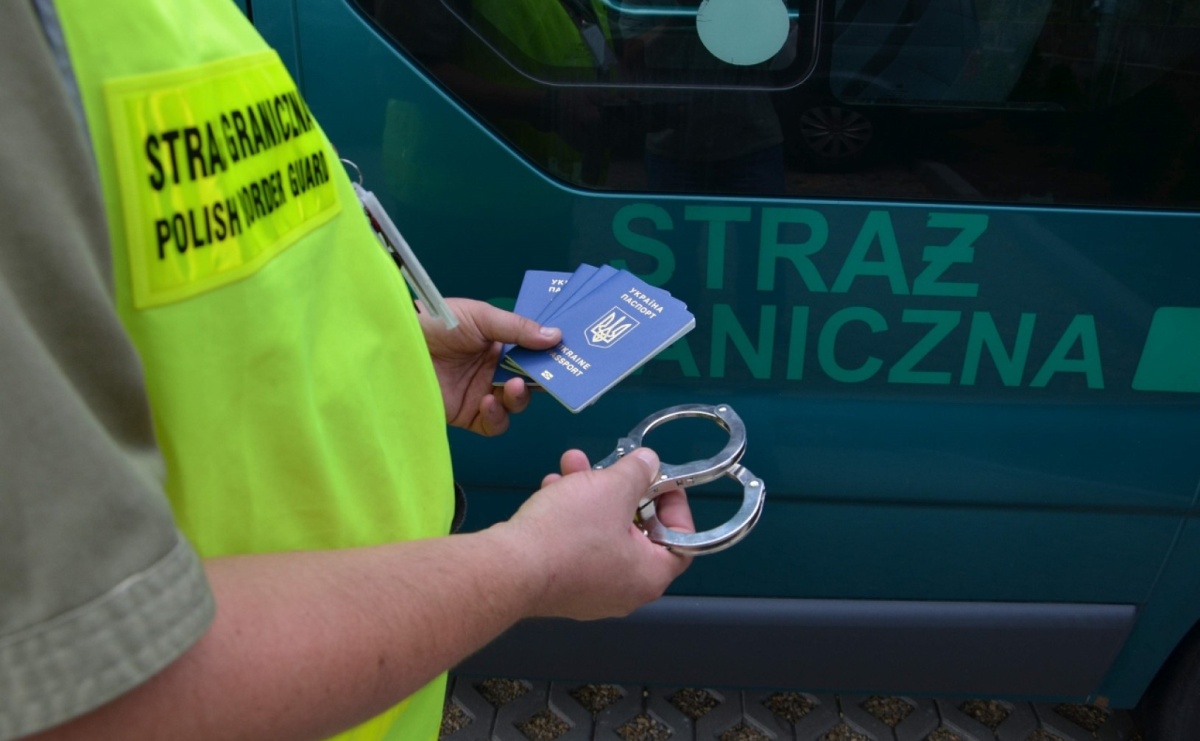 Miłość, kradzieże i granica – Ukraińscy Bonnie i Clyde pożegnali się z Polską - Serwis informacyjny z Raciborza - naszraciborz.pl