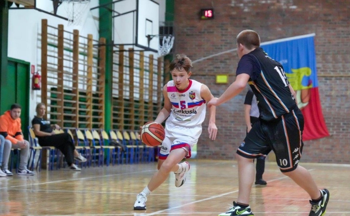 Wyjazdowe zwycięstwo koszykarzy MKS Wodzisław Śląski w Jaworznie - Serwis informacyjny z Raciborza - naszraciborz.pl