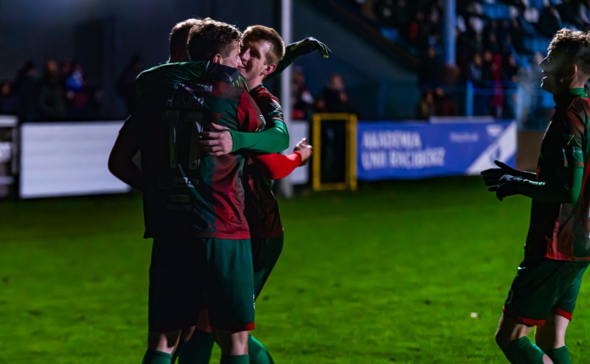 Wyjazdowe zwycięstwo Startu Mszana w ostatnim meczu rundy jesiennej [FOTO] - Serwis informacyjny z Raciborza - naszraciborz.pl