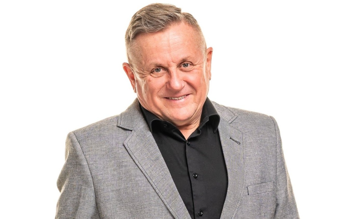 Po śląsku o śląskich świętach. Krzysztof Hanke w wodzisławskiej książnicy - Serwis informacyjny z Raciborza - naszraciborz.pl