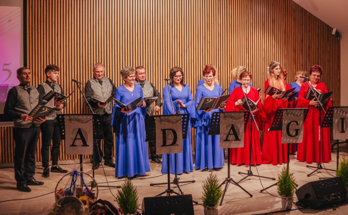 Gogołowa: Zespół wokalny Adagio świętował jubileusz 10-lecia [FOTO] - Serwis informacyjny z Raciborza - naszraciborz.pl