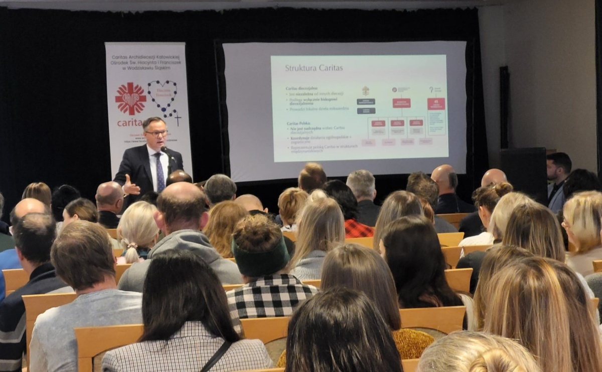 Europejskie rozwiązania w zakresie wsparcia osób z niepełnosprawnościami. Podsumowanie X Konferencji w Połomi - Serwis informacyjny z Raciborza - naszraciborz.pl