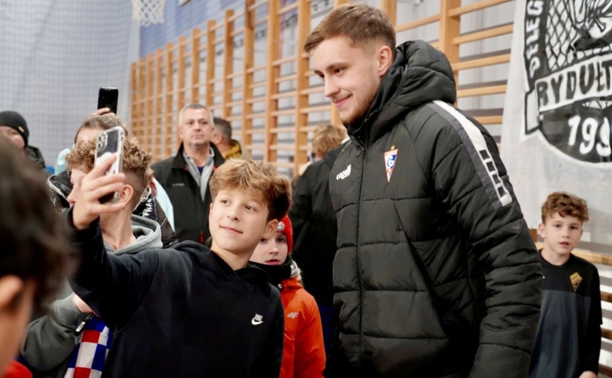 Rydułtowy: Za nami wspaniałe spotkanie z piłkarzami Górnika Zabrze - Serwis informacyjny z Raciborza - naszraciborz.pl