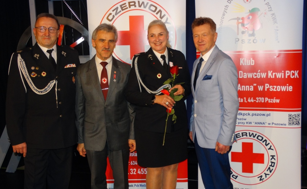 Jubileuszowe uroczystości PCK. Mieszkańcy Mszany wyróżnieni za dar życia - Serwis informacyjny z Raciborza - naszraciborz.pl