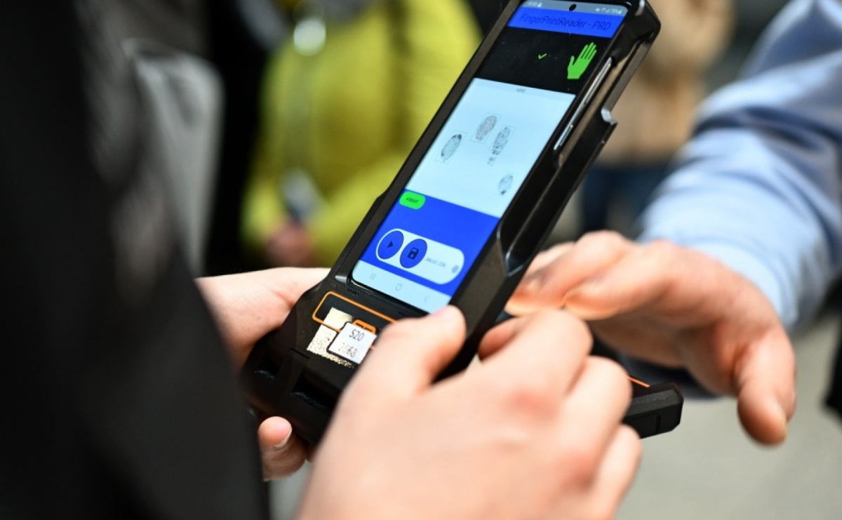 Start systemu Entry/Exit (EES) w lotniczym przejściu granicznym Katowice-Pyrzowice - Serwis informacyjny z Raciborza - naszraciborz.pl