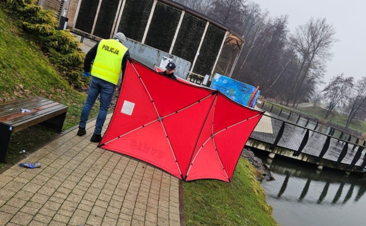 Tragiczne odkrycie w Rydułtowach. Z Machnikowca wyłowiono ciało mężczyzny - Serwis informacyjny z Raciborza - naszraciborz.pl