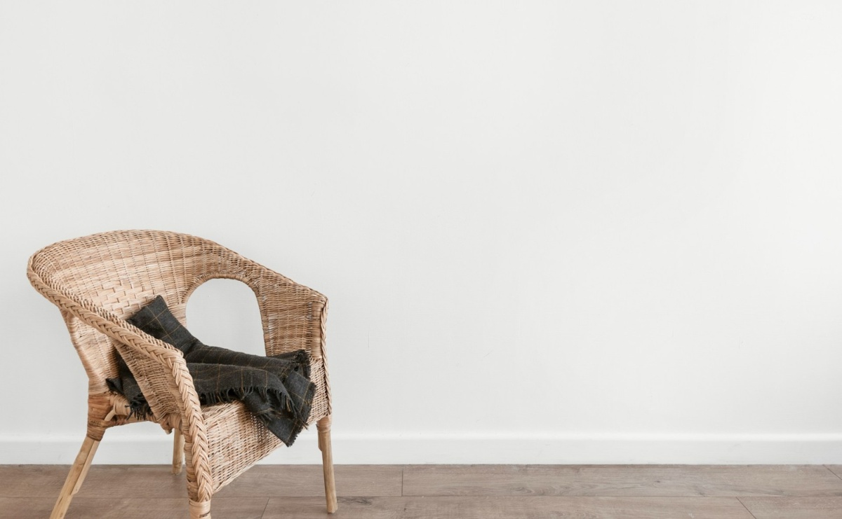 Montujesz podłogę? Wybierz z nami listwy przypodłogowe! - Serwis informacyjny z Raciborza - naszraciborz.pl