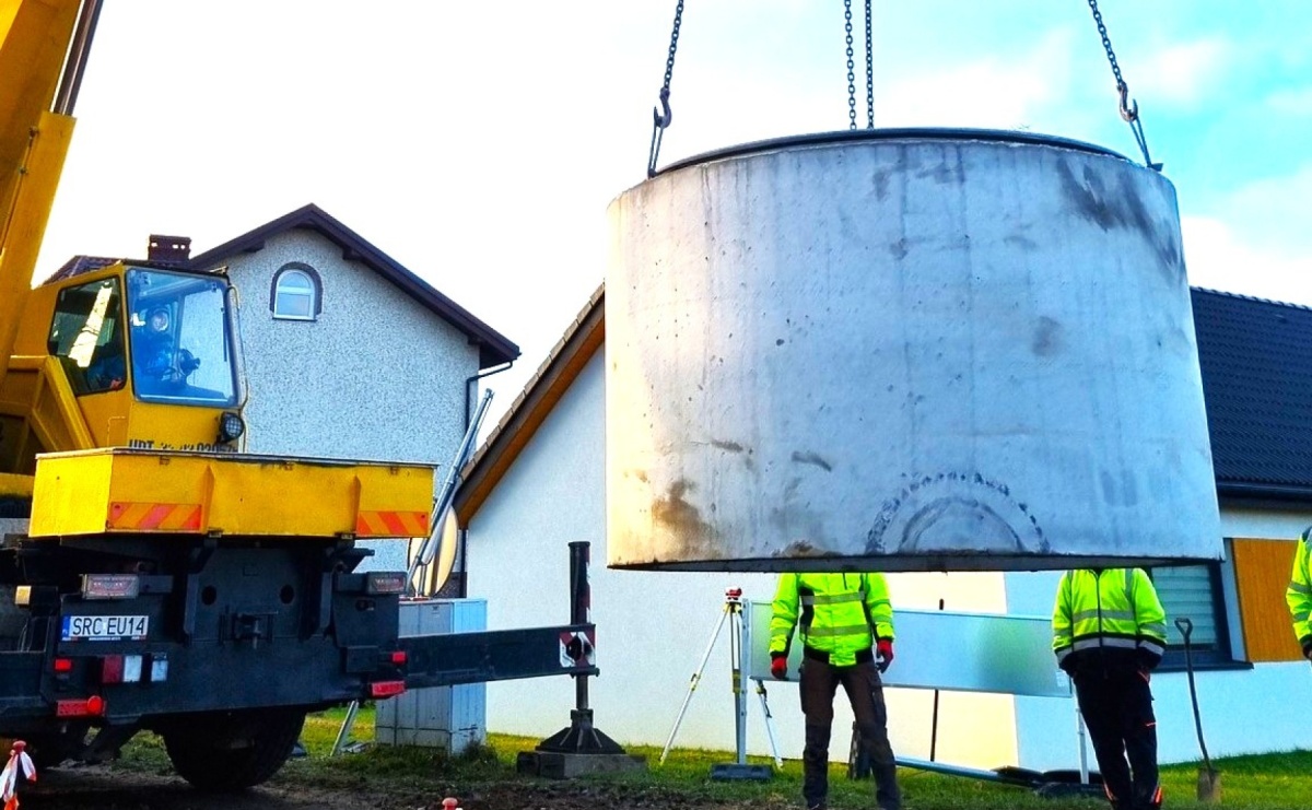 Trwa przebudowa bocznego odcinka ulicy Strażackiej - Serwis informacyjny z Raciborza - naszraciborz.pl