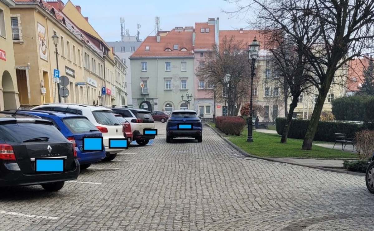 Wodzisławska Straż Miejska apeluje: Tak nie parkujemy! - Serwis informacyjny z Raciborza - naszraciborz.pl