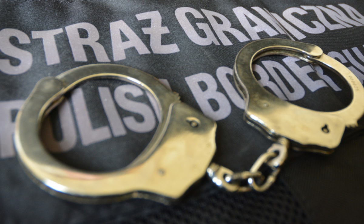 Mieszkaniec Zabrza zatrzymany na lotnisku w Katowicach-Pyrzowicach - Serwis informacyjny z Raciborza - naszraciborz.pl