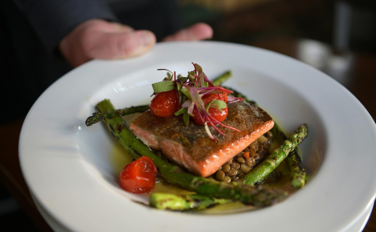 Jak wprowadzić do diety więcej ryb, nie wydając dużo pieniędzy? - Serwis informacyjny z Raciborza - naszraciborz.pl