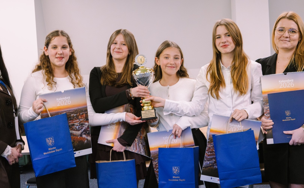 Dojrzałe argumenty i wielkie emocje. Za nami Wodzisławski Turniej Debat Oksfordzkich [FOTO] - Serwis informacyjny z Raciborza - naszraciborz.pl