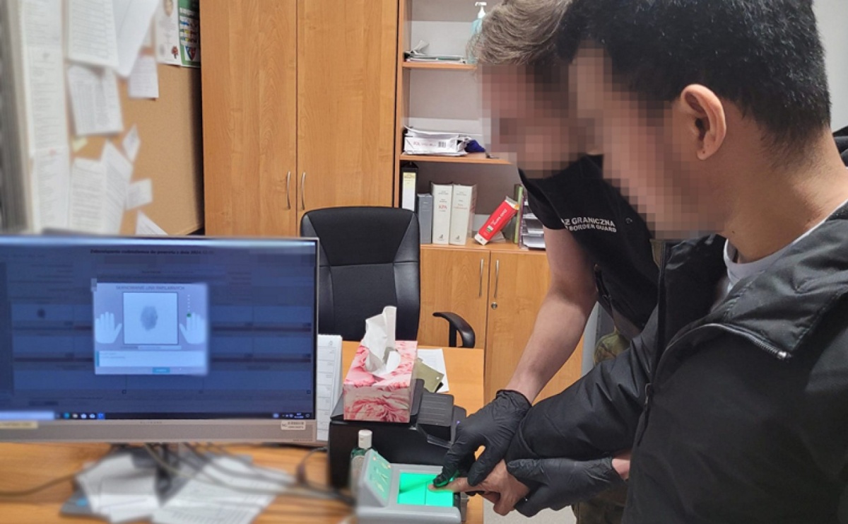 Napadł na policjanta – konsekwencją będzie deportacja - Serwis informacyjny z Raciborza - naszraciborz.pl