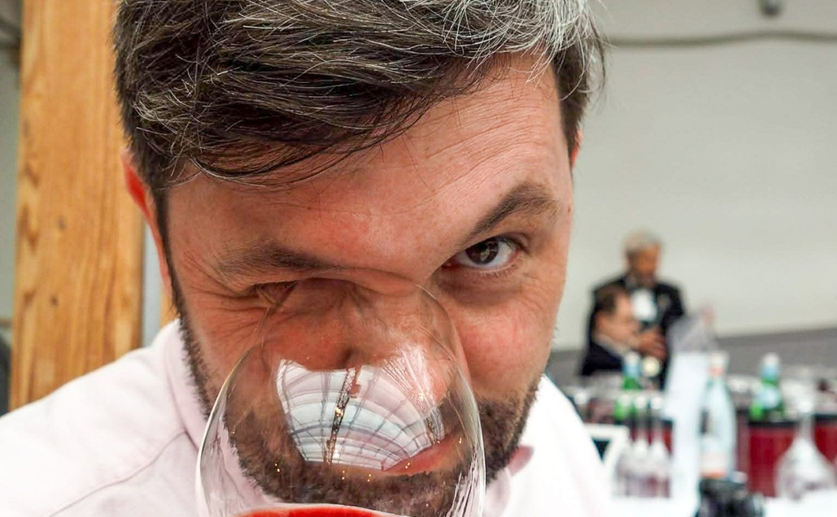 Od Rzymu do Raciborza. Jeden z najbardziej cenionych krytyków winiarskich odwiedzi nasz region - Serwis informacyjny z Raciborza - naszraciborz.pl