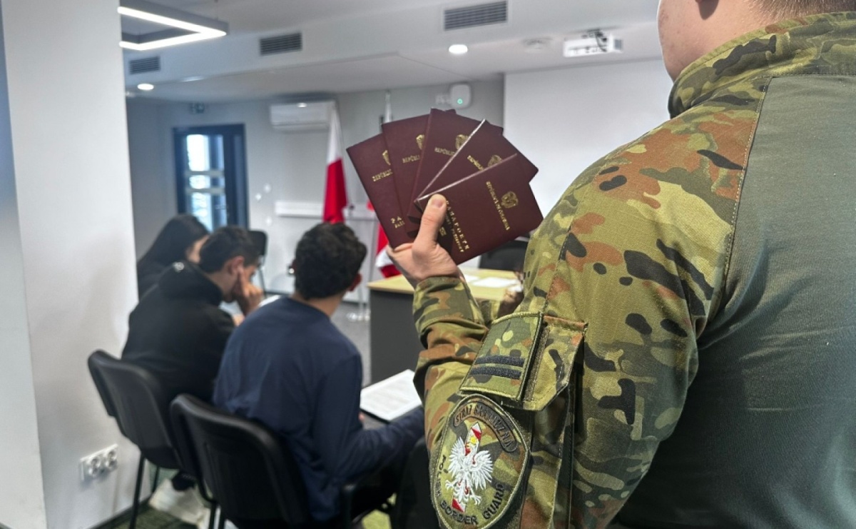 Miał przy sobie fałszywe 500 dolarów - Serwis informacyjny z Raciborza - naszraciborz.pl