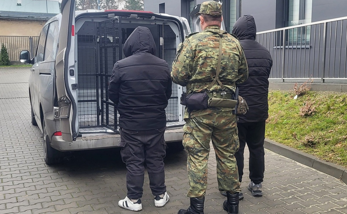 Dwóch Ukraińców wróciło do swojej ojczyzny - Serwis informacyjny z Raciborza - naszraciborz.pl