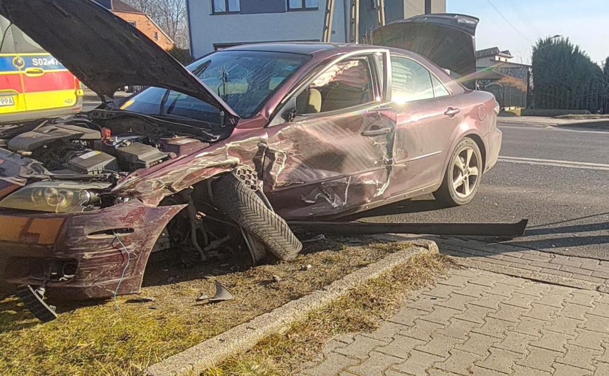 Rydułtowy: Osobówka zderzyła się z ciężarówką - Serwis informacyjny z Raciborza - naszraciborz.pl