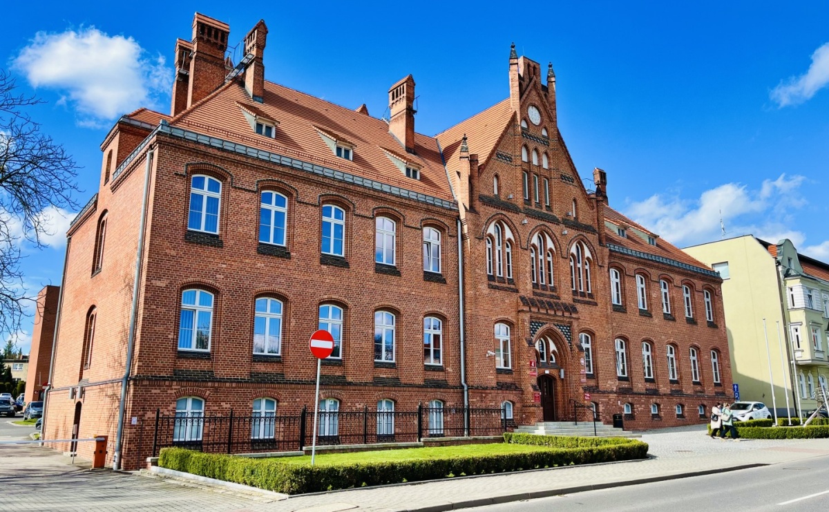 Praca w urzędzie i realny wpływ na bezpieczeństwo mieszkańców. Wodzisław Śląski szuka referenta - Serwis informacyjny z Raciborza - naszraciborz.pl