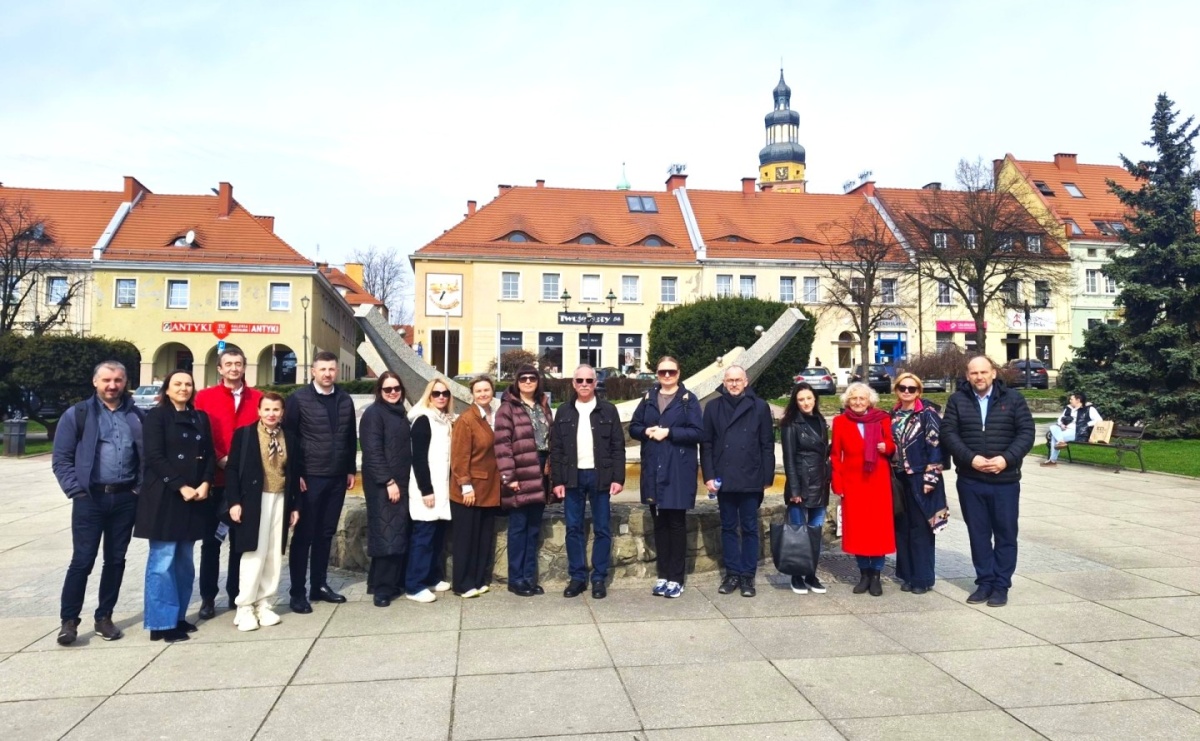 Edukacja bez granic. Powiat Wodzisławski łączy Europę poprzez wspólny projekt - Serwis informacyjny z Raciborza - naszraciborz.pl