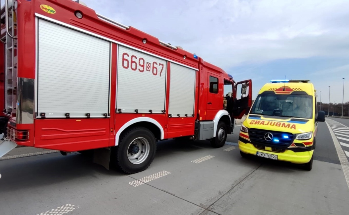 Alarm na A1 w kierunku Gliwic. Interweniowały polskie i czeskie służby - Serwis informacyjny z Raciborza - naszraciborz.pl