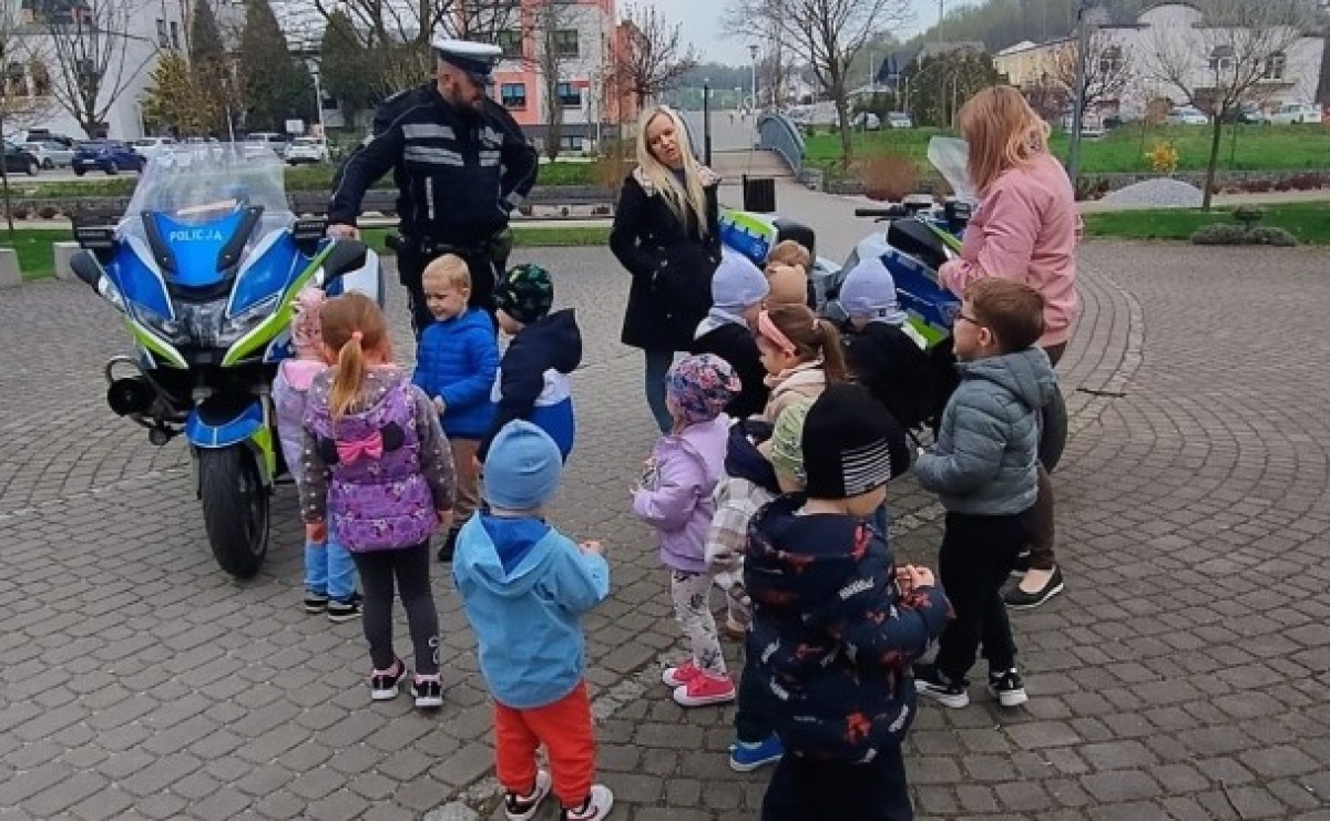 Bezpieczeństwo od najmłodszych lat. Spotkanie z policją w Mszanie - Serwis informacyjny z Raciborza - naszraciborz.pl