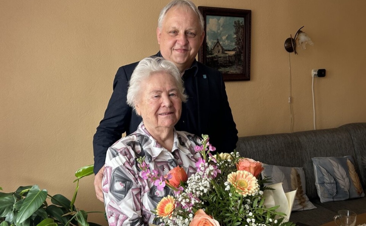 Wyjątkowy jubileusz w Pszowie. 90 lat życia pani Jadwigi Dornia - Serwis informacyjny z Raciborza - naszraciborz.pl