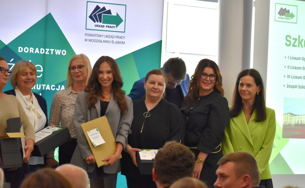 Młodzi na starcie kariery. Podsumowano IV edycję Zawodowego Debiutu - Serwis informacyjny z Raciborza - naszraciborz.pl