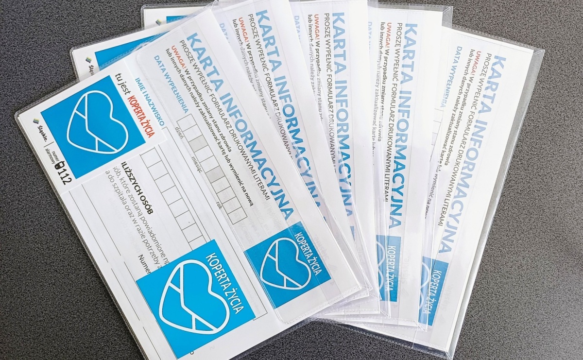 Mały dokument, który może uratować życie. Koperty Życia dostępne w GOPS Godów - Serwis informacyjny z Raciborza - naszraciborz.pl