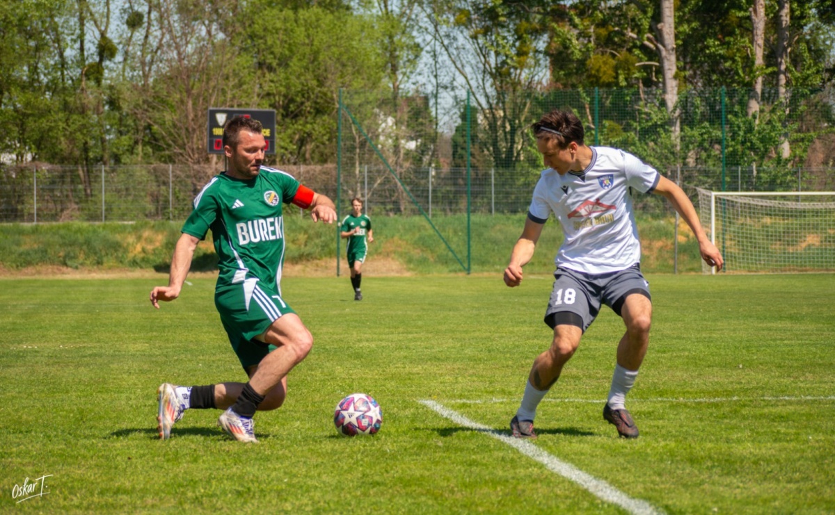 Gol w 88. minucie uratował Nędzę. Syrynia wypuściła zwycięstwo z rąk [FOTO] - Serwis informacyjny z Wodzisławia - naszwodzislaw.com
