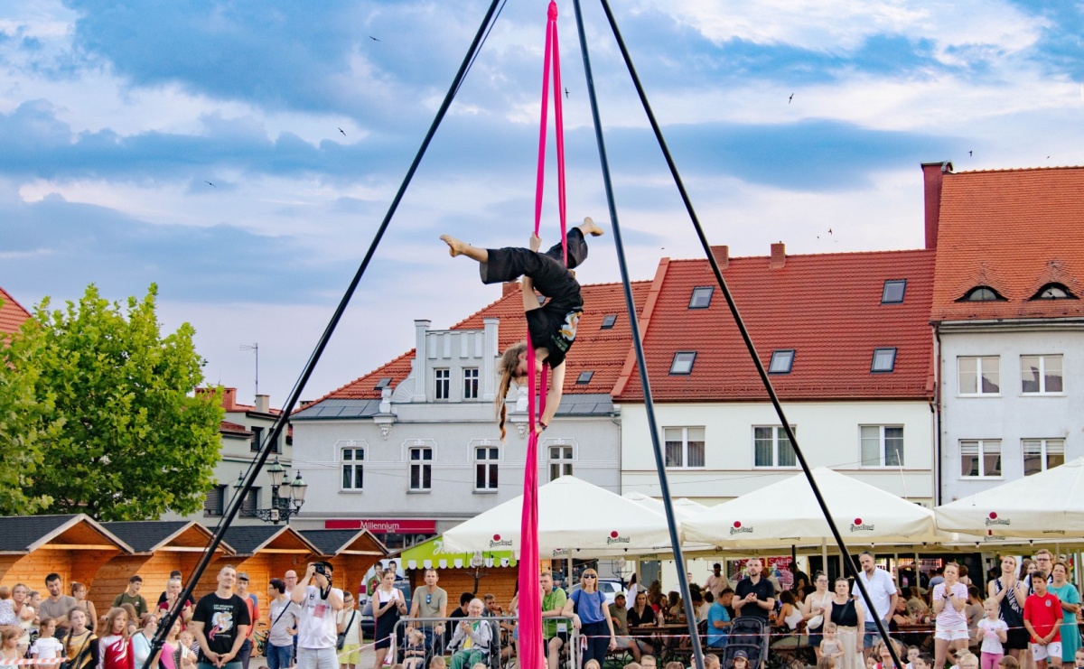 Jubileuszowy Festiwal Kuglarzy szuka wolontariuszy. Możesz współtworzyć wyjątkowe wydarzenie - Serwis informacyjny z Raciborza - naszraciborz.pl