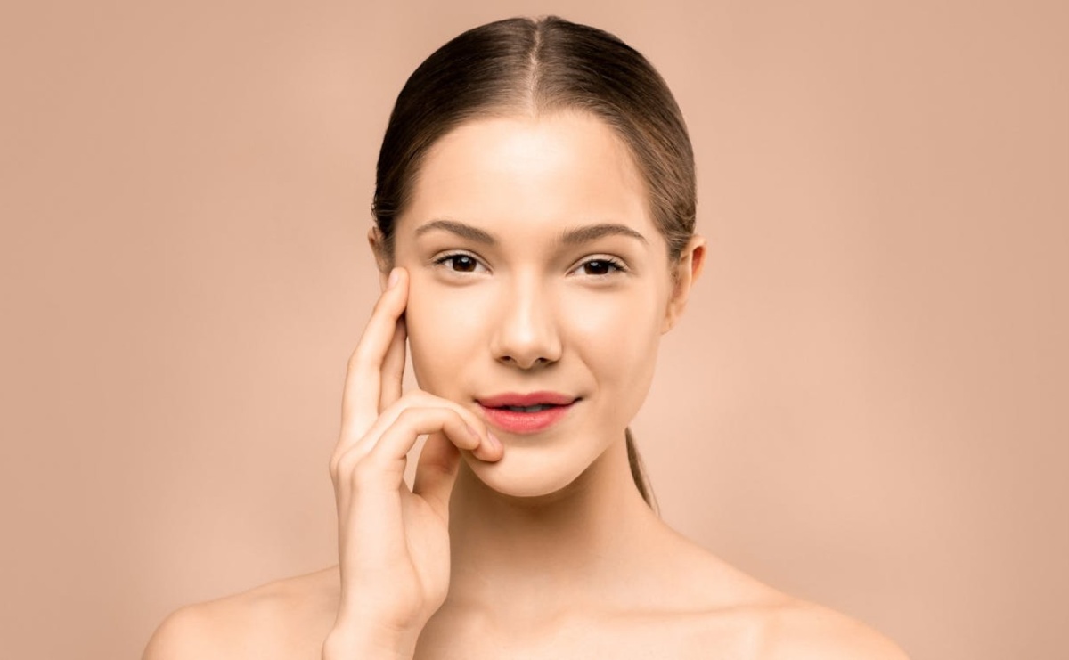 Glow skin – jak uzyskać naturalny blask skóry bez rozświetlaczy? - Serwis informacyjny z Raciborza - naszraciborz.pl